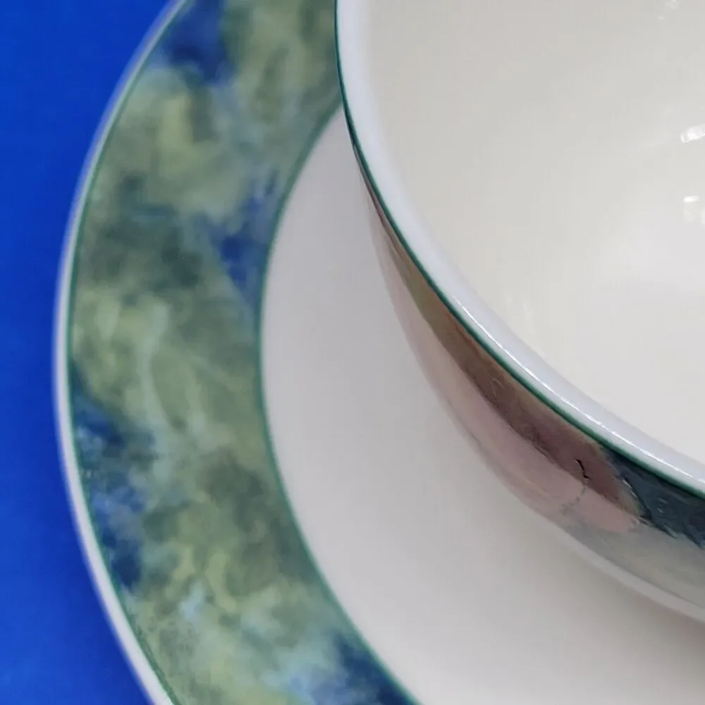 Royal Doulton Georgia Cups And Saucers 3 Sets discontinued excellent